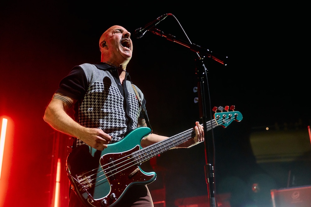 Live Shots: Rise Against and Alkaline Trio set a fire for Masonic crowd — San Mateo Arts news