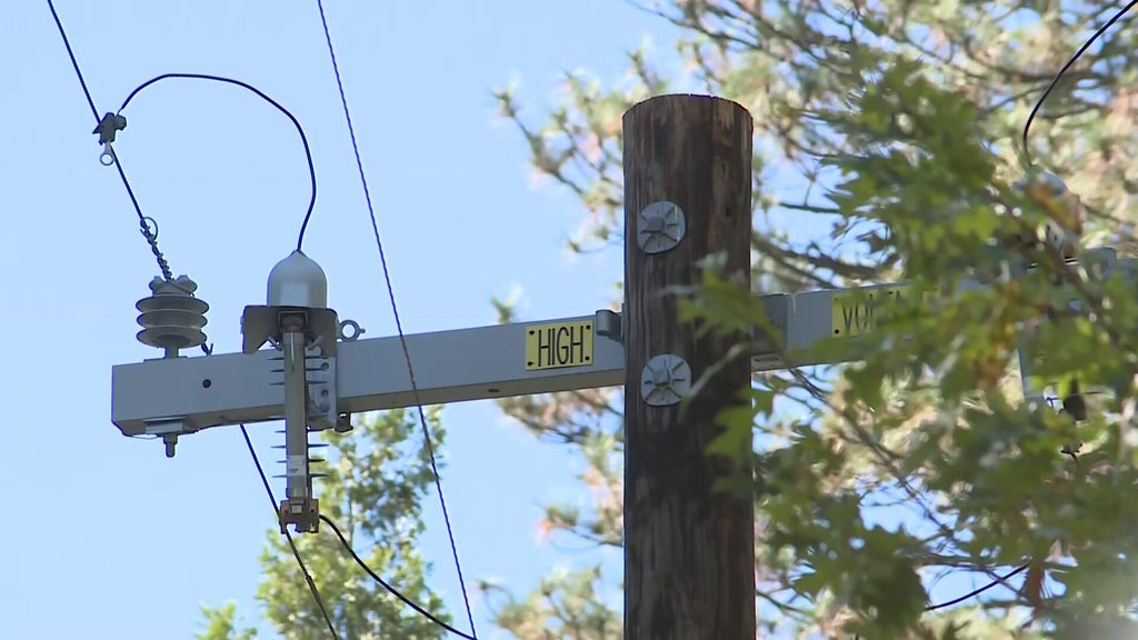 Northern California PG&E shutoffs increase; tens of thousands without power — CBS Bay Area (KPIX), San Mateo Community news