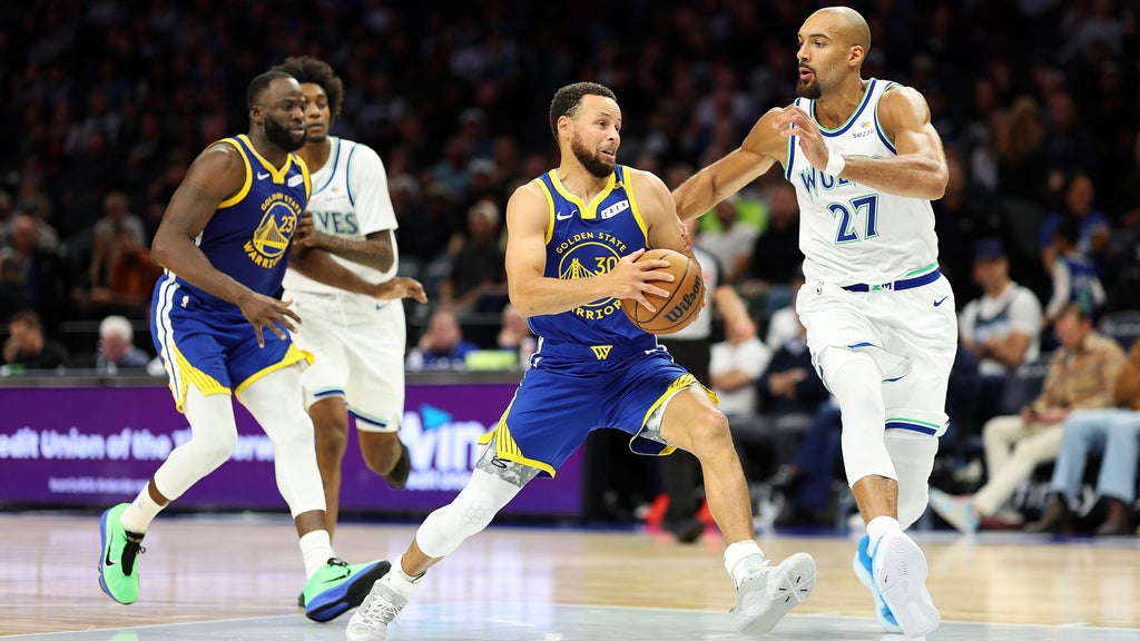 Curry scores 44 points as Warriors hold on to beat Timberwolves 119-114 — San Mateo Sports news