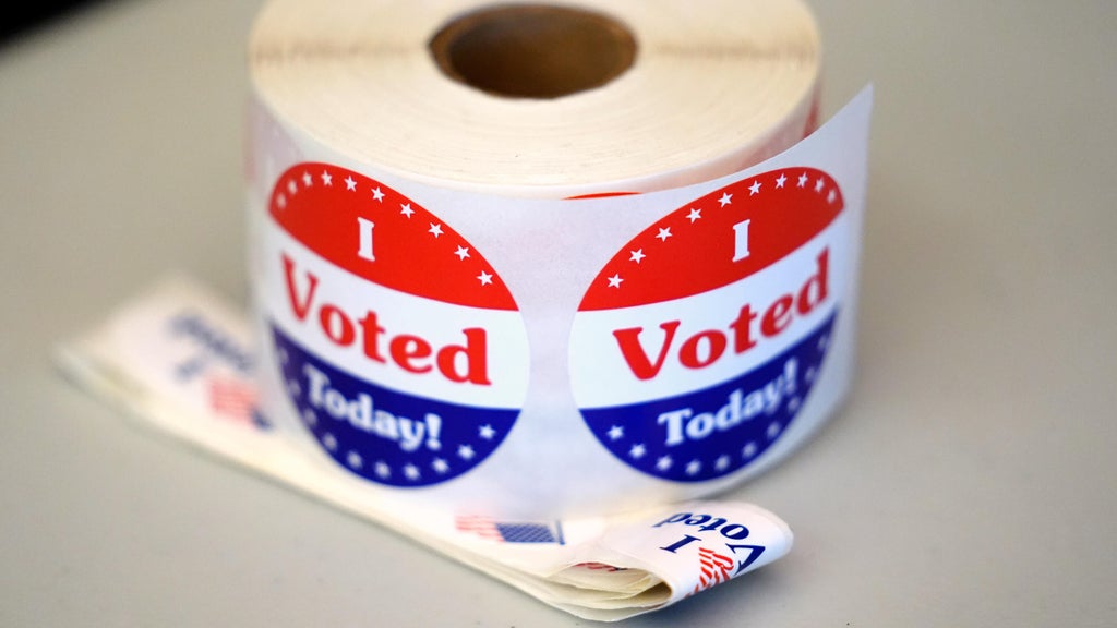 South Florida gears up ahead of early voting in the 2026 midterm elections — CBS Miami, San Mateo Community news