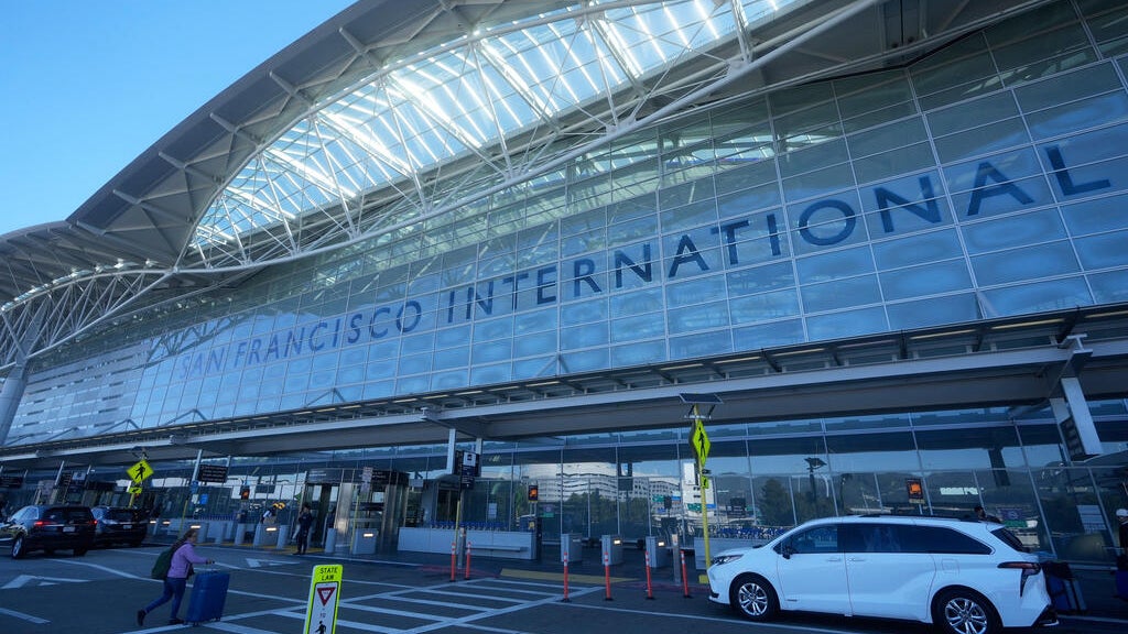 Sonoma County Airport to SFO shuttle to offer security screening, deliver passengers to gate — CBS Bay Area (KPIX), San Mateo Business news