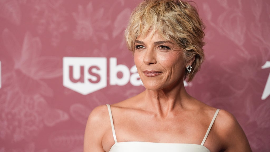 Actress Selma Blair arraigned following arrest for incident related to flight from LAX to JFK — CBS Bay Area (KPIX), San Mateo Health news