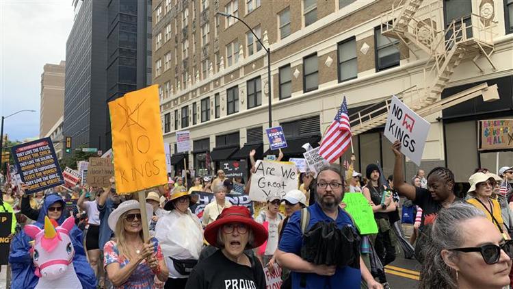Thousands expected to show up for 'No Kings' protests in North Texas. Here's what you need to know — WFAA (Dallas-Fort Worth), San Mateo Community news