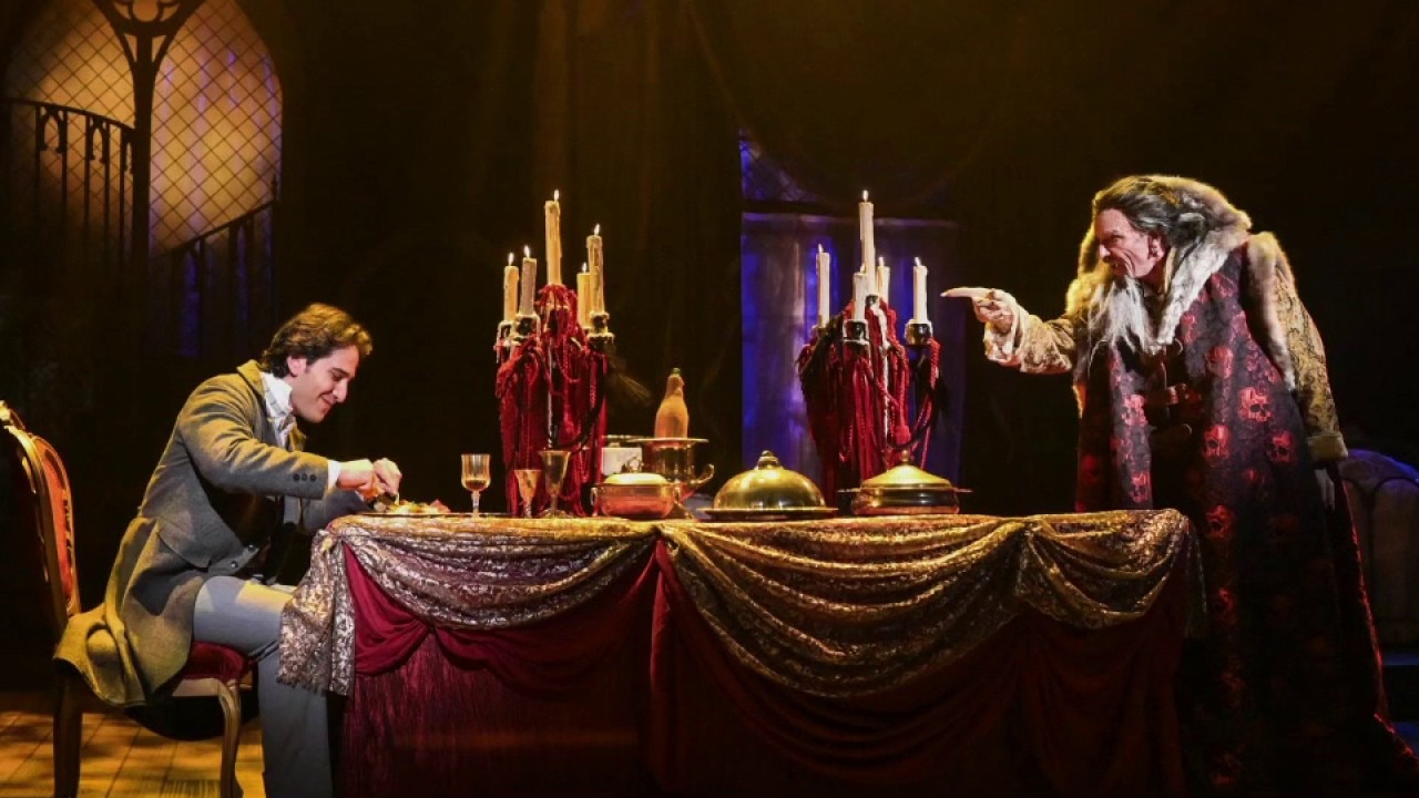 'Dracula' at TheatreWorks Silicon Valley — KTVU FOX 2 Bay Area, San Mateo Arts news