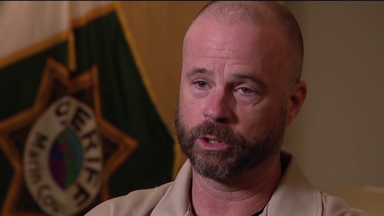 Marin sheriff's deputy gets medal for saving trapped in flooded car  — KTVU FOX 2 Bay Area