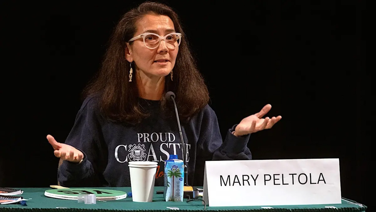 Alaska Senate candidate Mary Peltola suffers minor injuries in car crash — KTVU FOX 2 Bay Area, San Mateo Schools news