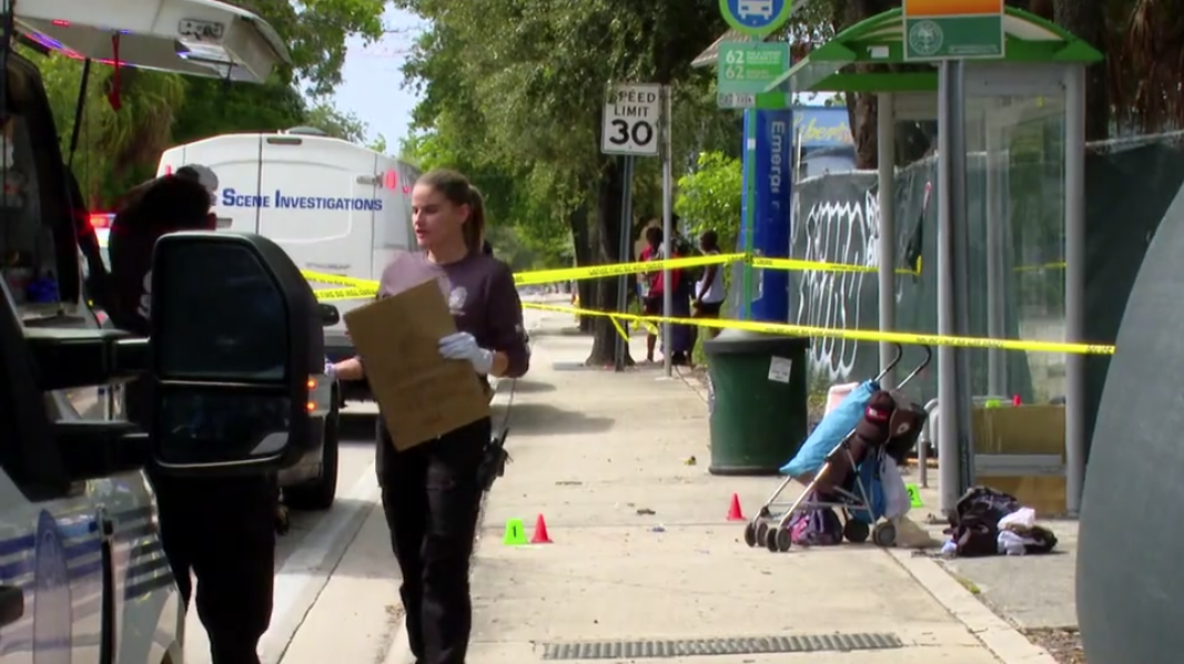 Attacker, victim injured in stabbing at Miami bus stop โ WSVN 7 Miami-Dade, San Mateo Community news